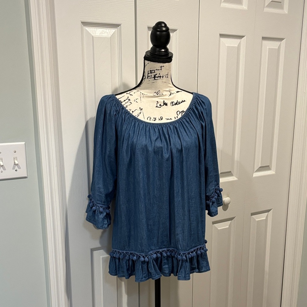 Hester & Orchard Blue Pom Ruffle Hem Top